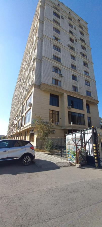 879 Apartment In Bishkek Esterno foto
